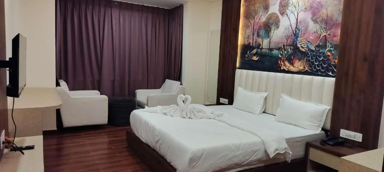 Sb International Hotel & Banquet Dhanbād Zewnętrze zdjęcie